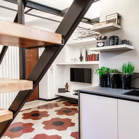 Casa Dei Viaggiatori - The House Of Travelers * Como